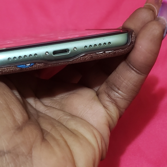 Apple iPhone 11 Luxury Phone Case - Picture 11 of 12